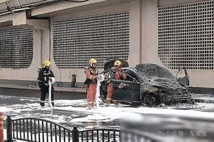 空砍两双！阿伦10中6拿到18分10篮板